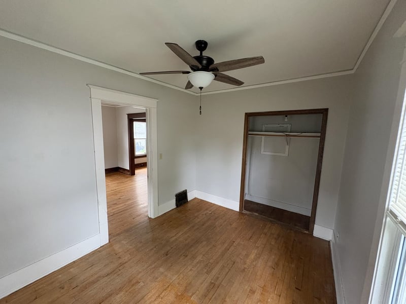 843 Vine Ave, Oshkosh, WI 54901