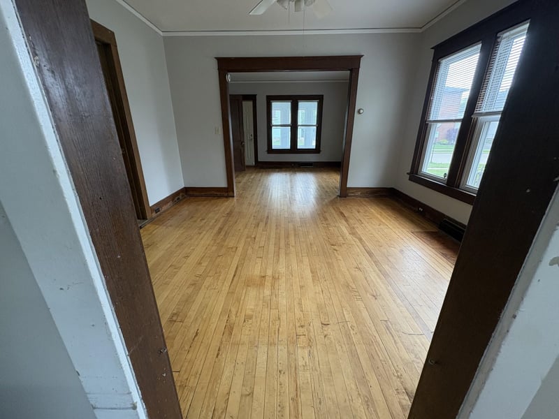 843 Vine Ave, Oshkosh, WI 54901