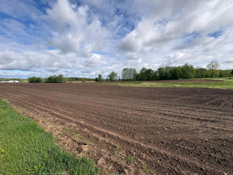 410 Cedar St, Bonduel, WI 54107