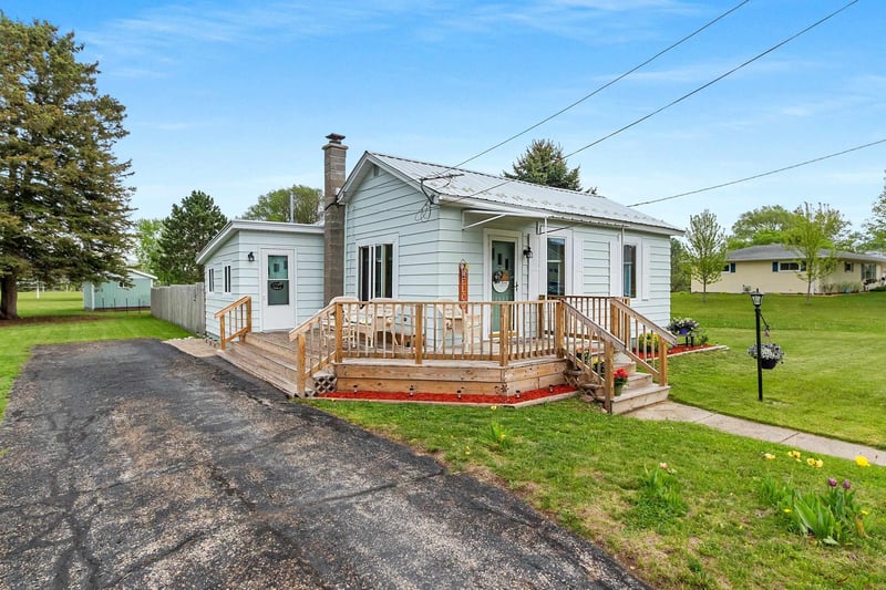 1022 Mcdonald St, Oconto, WI 54153