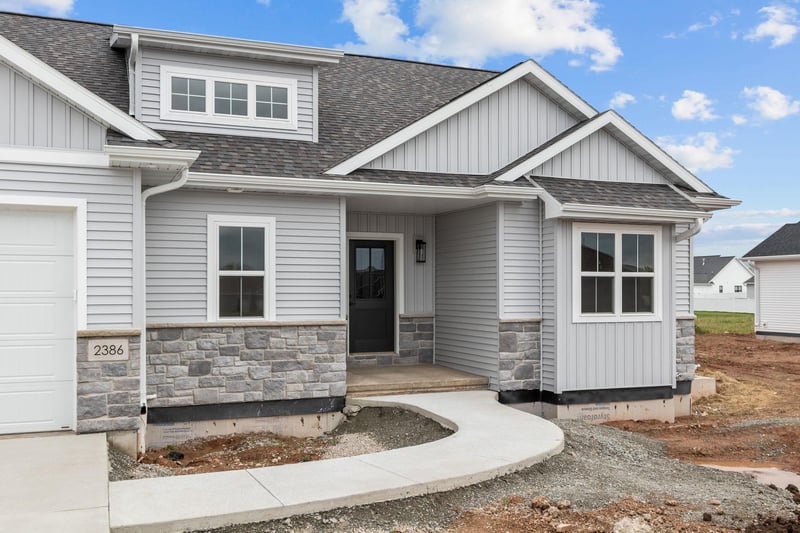 2386 Scheuring Rd, De Pere, WI 54115