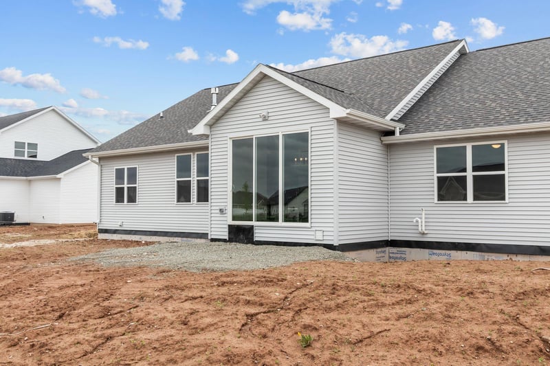 2386 Scheuring Rd, De Pere, WI 54115