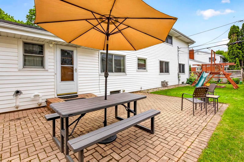 2615 Union St, Appleton, WI 54911