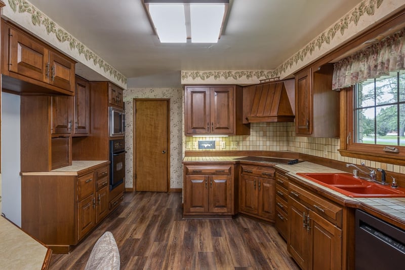 5419 Long Ct, Appleton, WI 54914