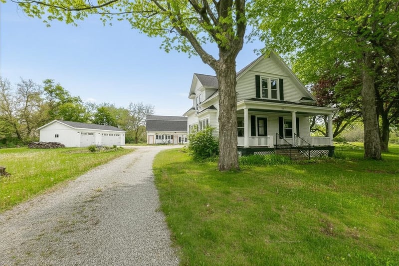 1417 County Rd Jj, Neenah, WI 54956