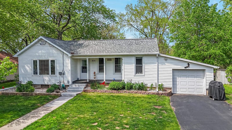 806 Willow St, Winneconne, WI 54986