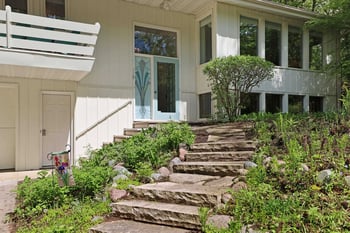 115 Little Swiss Pl, Green Bay, WI 54302-4924