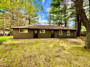 12667 Shore Dr, Mountain, WI 54149