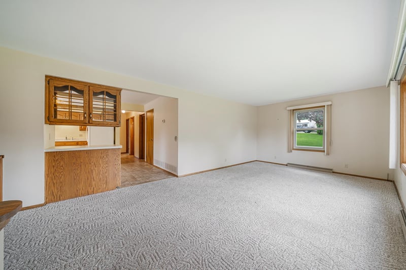 324 Parkway Dr, Brillion, WI 54110