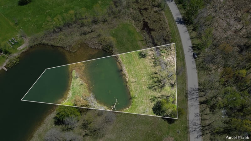 Hunters Rd #14 15, Hortonville, WI 54944