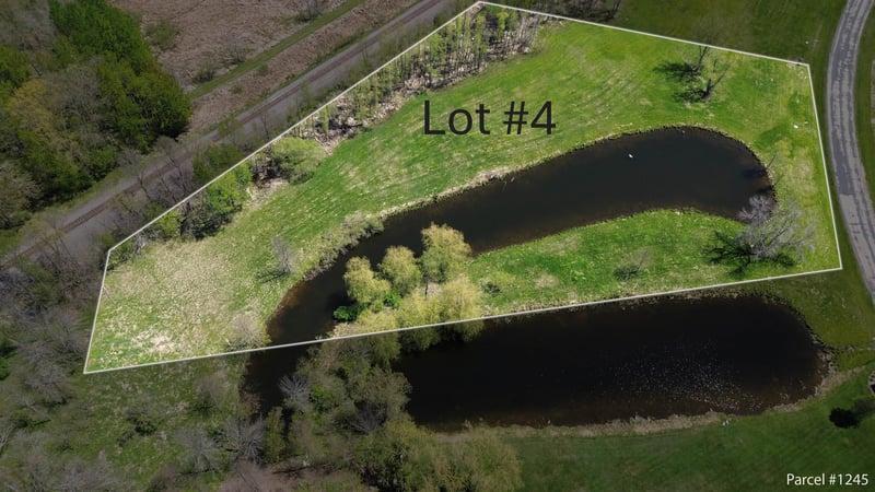 Alzena Est, Hortonville, WI 54944