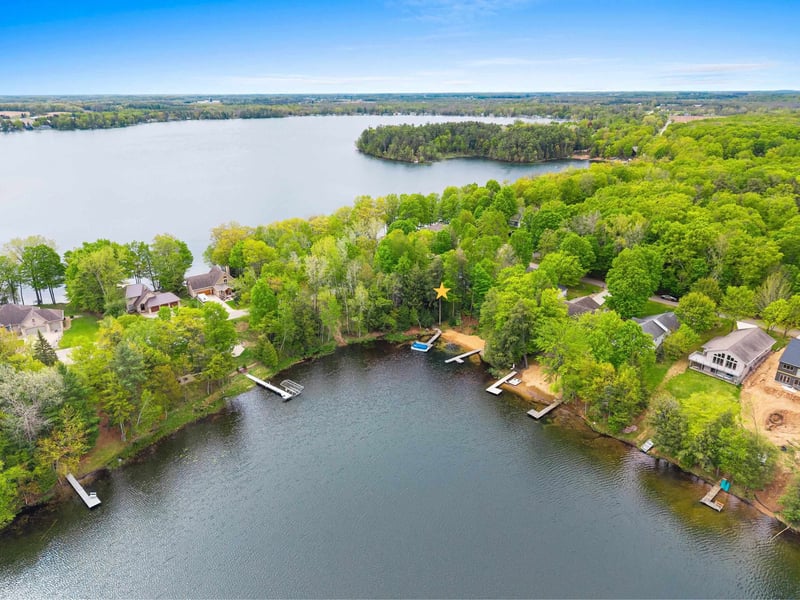 9494 Kelly Lake Rd, Suring, WI 54174