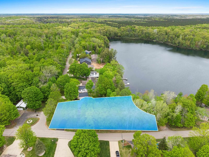 9494 Kelly Lake Rd, Suring, WI 54174