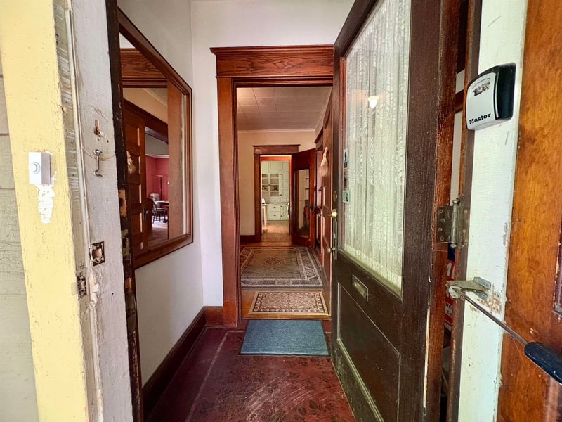 878 Hubbard St, Green Bay, WI 54303