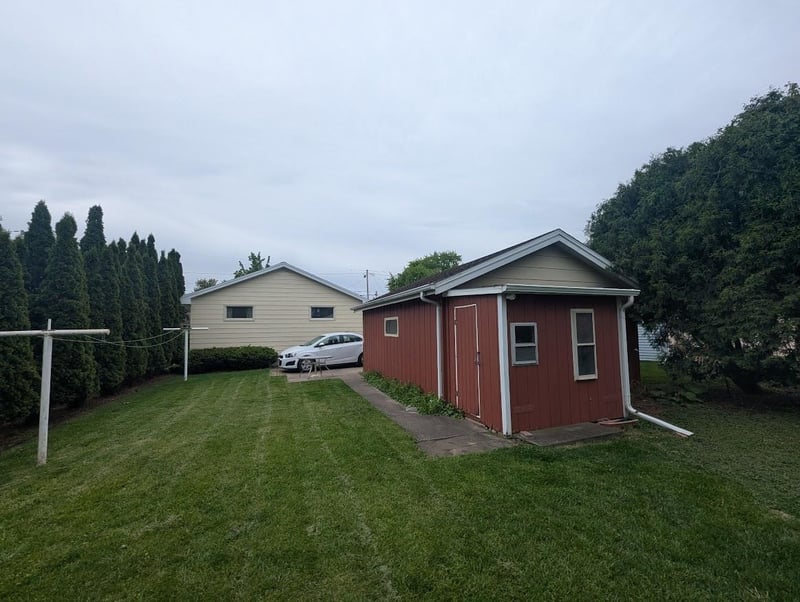 736 8th Ave, Oshkosh, WI 54902