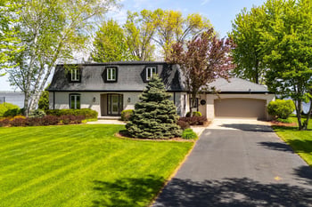 4594 Bellhaven Ln, Oshkosh, WI 54904-9338