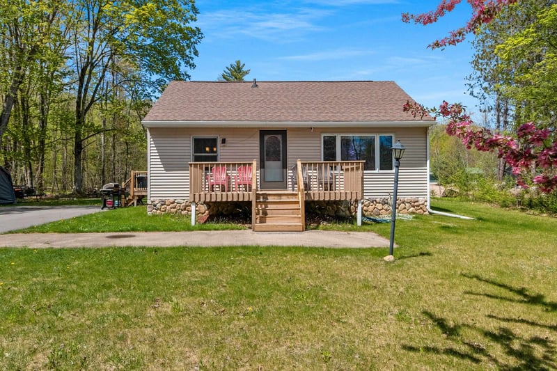 15835 Maiden Lake Rd, Mountain, WI 54149