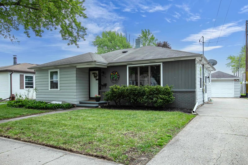1819 Commercial St, Appleton, WI 54914