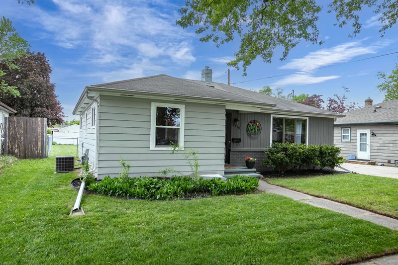 1819 Commercial St, Appleton, WI 54914