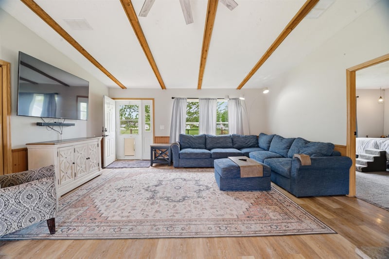 311 3rd St, Hilbert, WI 54129