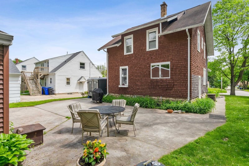 1631 Alvin St, Appleton, WI 54911