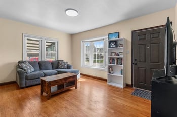 521 Newhall St, Green Bay, WI 54301-1805