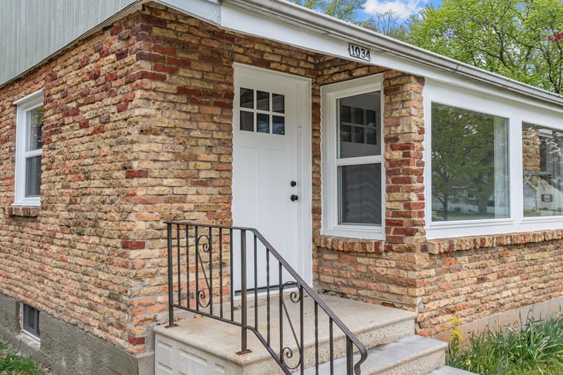 1034 Adams Ave, Oshkosh, WI 54902