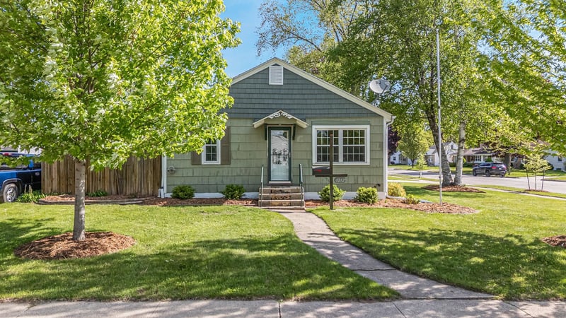1212 8th St, Green Bay, WI 54304