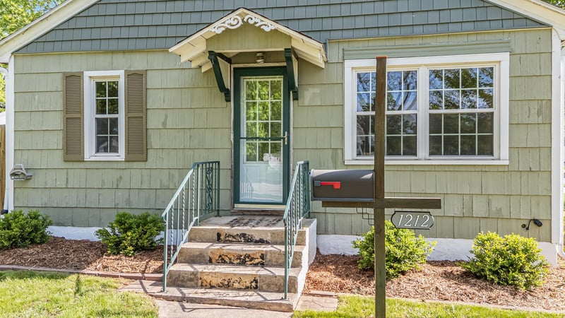 1212 8th St, Green Bay, WI 54304