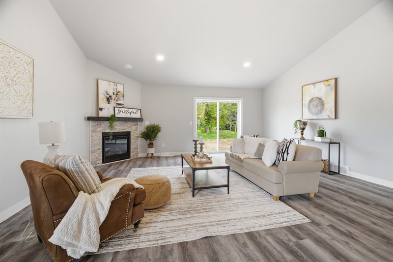 W7097 Jaclyn Ln, Greenville, WI 54942