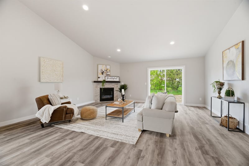W7097 Jaclyn Ln, Greenville, WI 54942