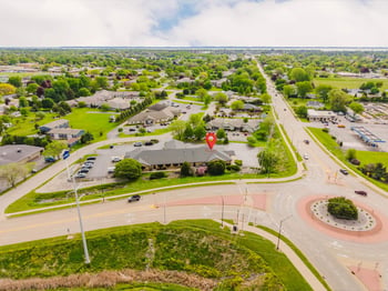 1875 West Pointe Dr, Oshkosh, WI 54902-4174