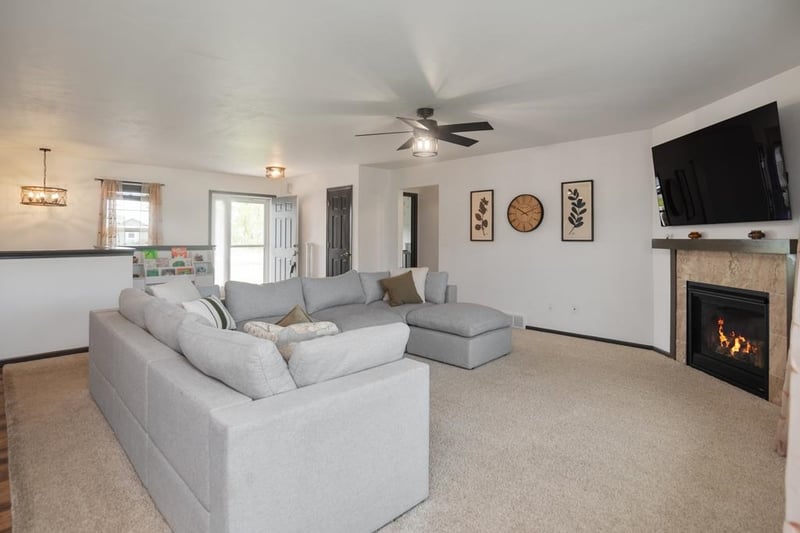 6478 Main St, Abrams, WI 54101