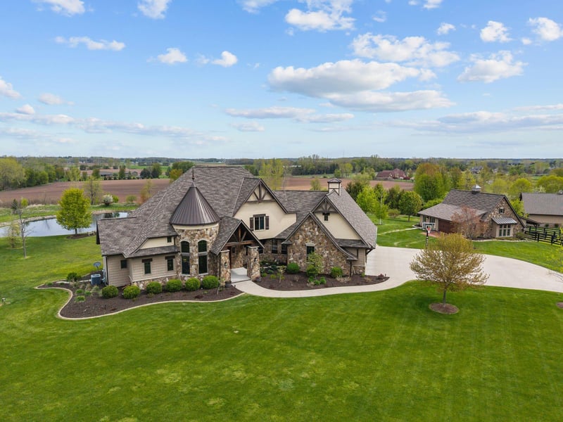 W3642 Equestrian Trl, Freedom, WI 54913-9115