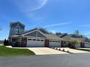 2621 Bay Harbor Cir, Green Bay, WI 54304