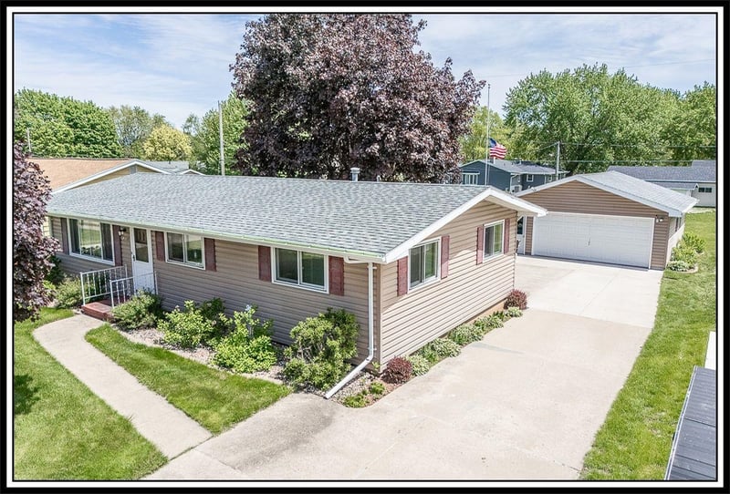 714 Nash St, Hortonville, WI 54944-8512