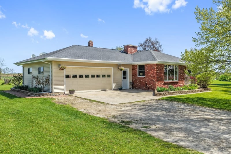 E5108 Wilson Rd, Algoma, WI 54201-9572