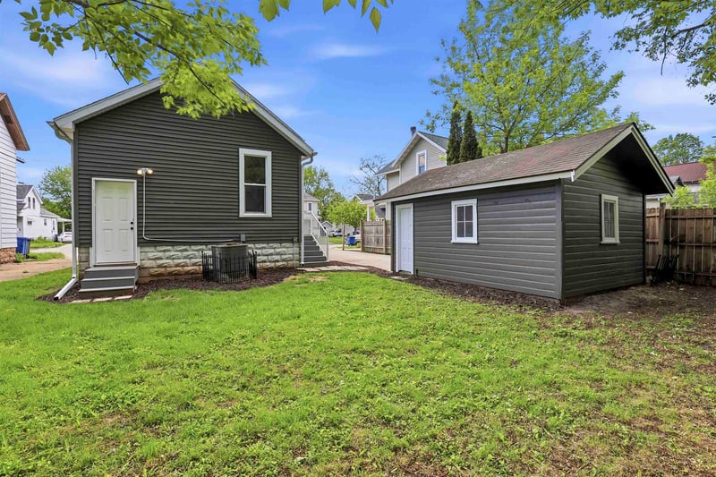 851 Franklin St, Oshkosh, WI 54901-4315