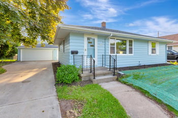 1625 Wisconsin St, Oshkosh, WI 54901