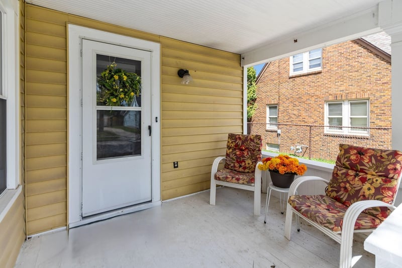 1028 Summer St, Appleton, WI 54914