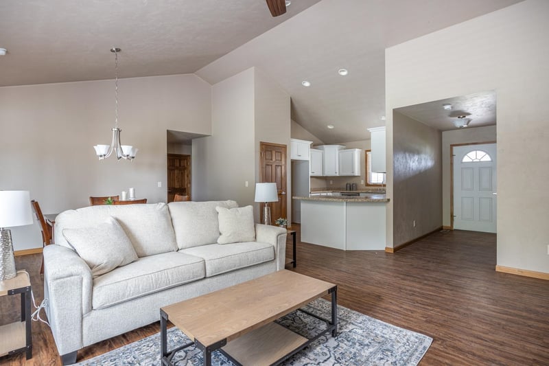 610 Harvest Trl, Appleton, WI 54913