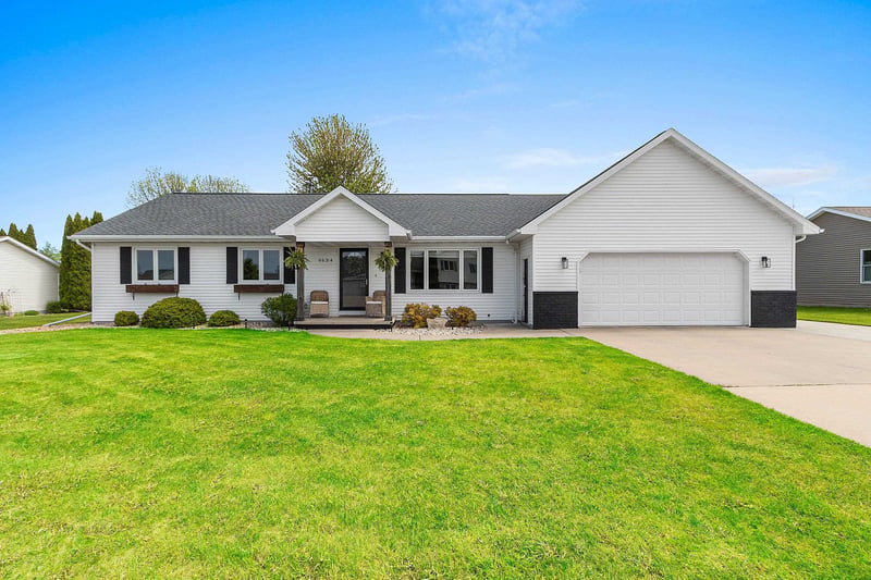N9634 Chadbury Ln, Appleton, WI 54915