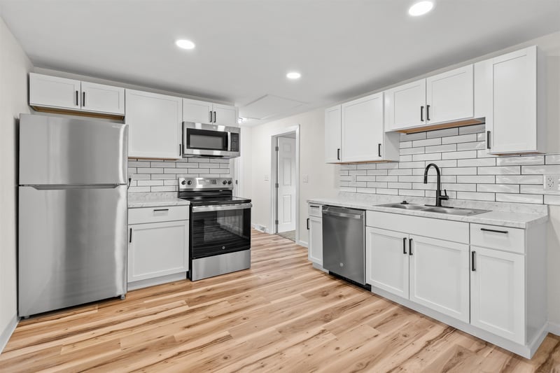 1322 Broad St, Oshkosh, WI 54901