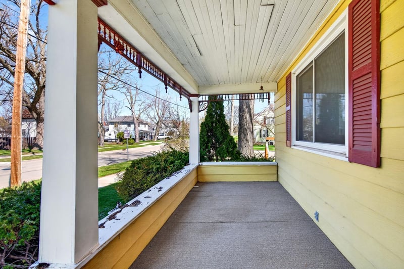 208 Depot St, Kaukauna, WI 54130