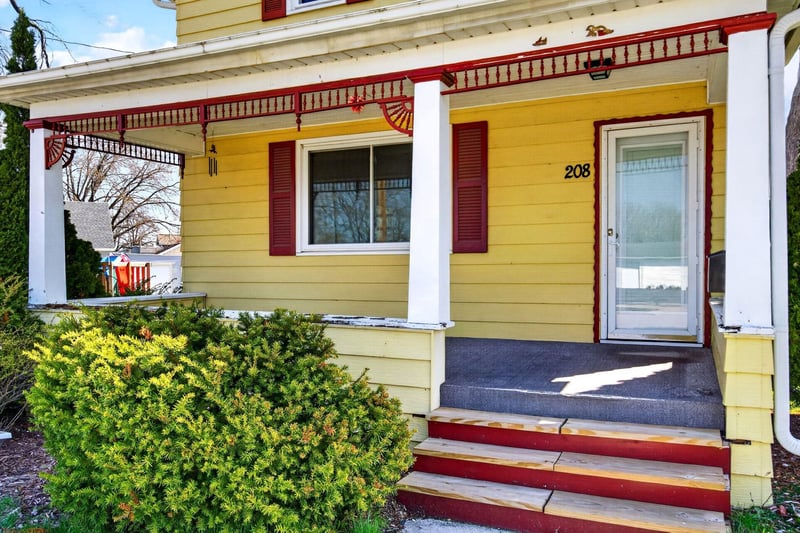 208 Depot St, Kaukauna, WI 54130