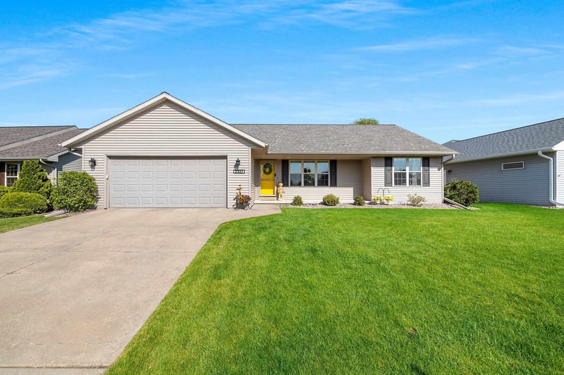 2357 Daytona Speedway, De Pere, WI 54115