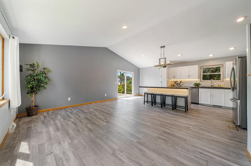 3393 Harbor Bay Rd, Oshkosh, WI 54901-1447