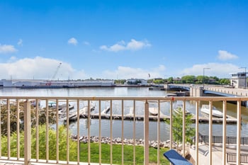 118 Washington St #B307, Green Bay, WI 54301-4275