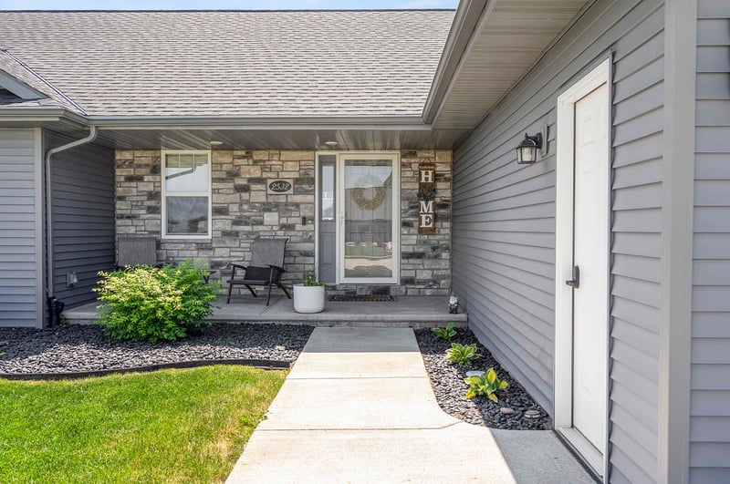 2532 Kilrush Rd, De Pere, WI 54115