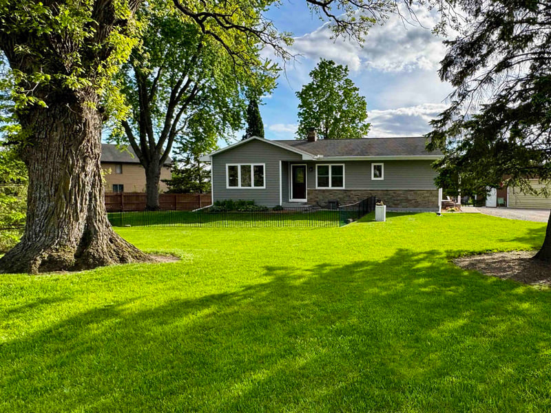 4103 Fairview Rd, Larsen, WI 54947-9999